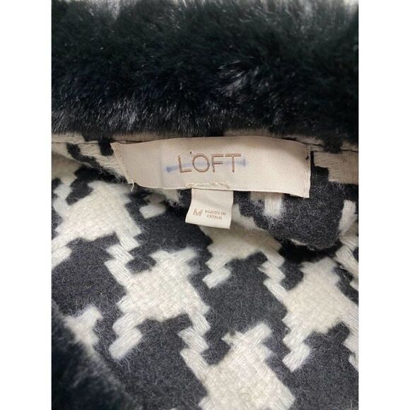 LOFT Cardigan Wrap Women's MEDIUM‎ Black White Faux-Fur Collar Draped NWOT - Picture 5 of 5
